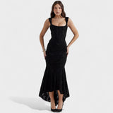 Francesca - Dress with a Sculptural Silhouette