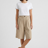 Wide Knee-Length Shorts with Elastic Waistband and Pockets
