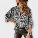 Britt – Modern Blouse with Leopard Print