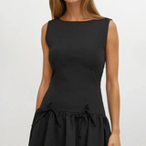 Janka | Elegant Dress with Shaped Silhouette