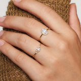 Smaranda – Ring with Moonstone