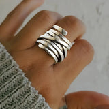 Traudl – Ring with a Unique Design and Silver Finish