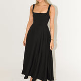 Eleonóra – Timeless Midi Dress