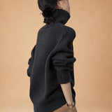 Thessara - Elegant Cashmere Sweater