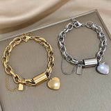 Brânduša – Bracelet with an Elegant Design and Gold Finish