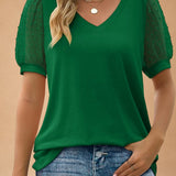 Lara | Elegant top with V neckline