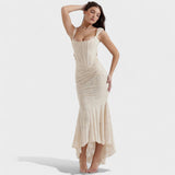 Francesca - Dress with a Sculptural Silhouette