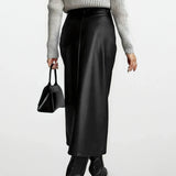Skirt with a Slit and Smooth Appearance