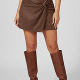 Skirt Shorts with Knot and Subtle Look