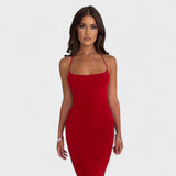 Luna - A Dress That Highlights Your Curves