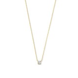 Jiřina – Pendant with a Shiny Stone can be rewritten as Claudia – Pendant with a Shiny Gemstone.