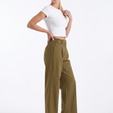 Svätava | Pleated Trousers with Wide Cut and High Waist