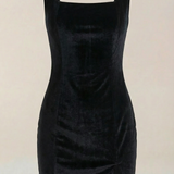 Paulína | Mini dress with square neckline
