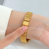 Lumina – Rectangular Watch with an Elegant Strap